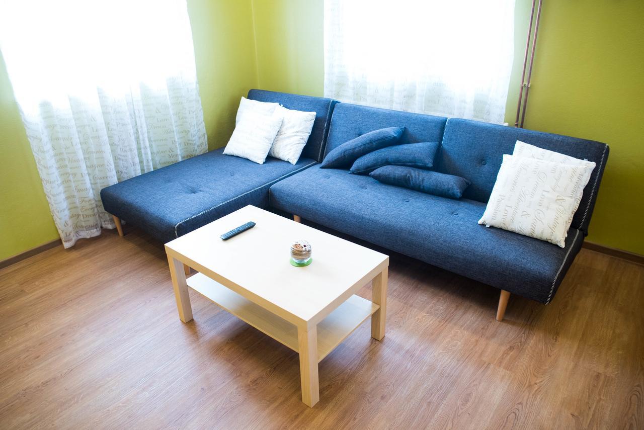 Hostel Hisa Na Travniku Dob Екстер'єр фото